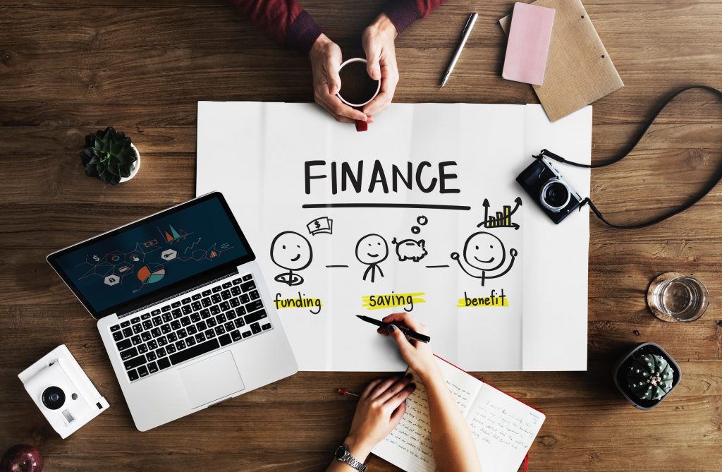 Finanzen, Anlage, ETFs, Indexfonds, Broker