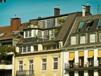 Abbildung 2: Die Investition in Immobilien liegt hingegen bei 46 Prozent der Befragten hoch im Kurs.