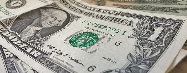 Wie kann man in den US-Dollar investieren?
