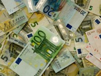 money-482596_640 (1)