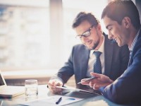 Bieten Aktien- oder Immobilienfonds höhere Chancen für Privatanleger: Entscheidende Informationen in der Niedrigzinsphase!