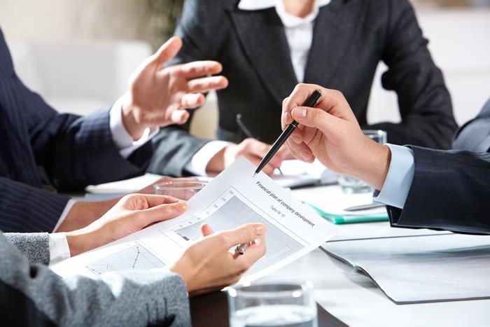 Meeting, Investing, Social
