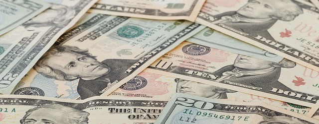 Einfach in US-Dollar Investieren – Tages- und Festgeld der IKB Bank